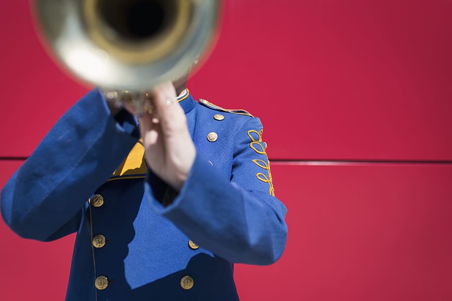 trombeta, trombone, buzina, bronze, instrumento, banda, música, azul, vermelho, parede