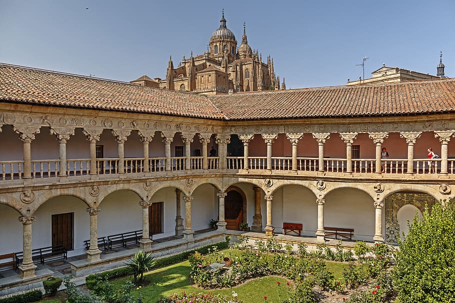cloister of las dueñas, salamanca, patio, columns, art, revival, architecture, culture, tourism, spain