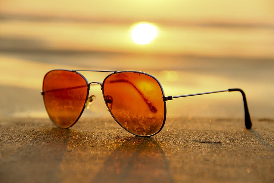 kacamata hitam, pasir, pantai, langit, sinar matahari, matahari terbit, outdoor, buram, kacamata, mode