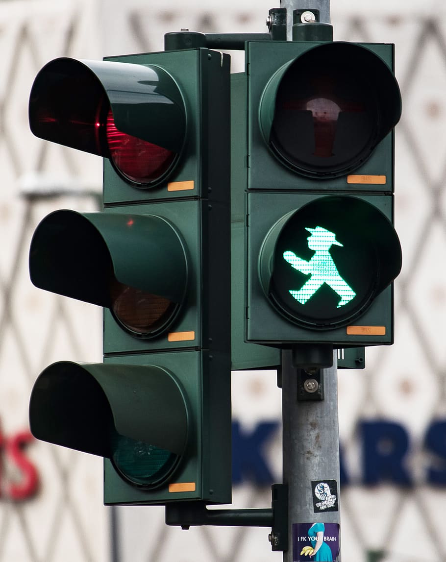 semáforos, semáforo, estrada, homenzinho verde, pedestre, sinal, sinal de trânsito, luz verde, orientação, luz