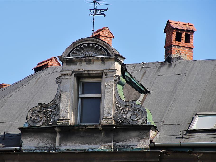 ático, alféizar de la ventana, ventana vieja, el techo de la chimenea, monumento, yeso viejo, figura, ventana, apariencia, fachada