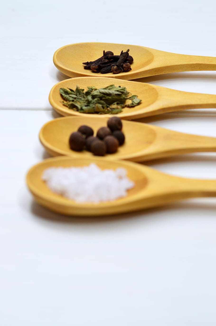 wood, food, spoon, traditional, healthy, approach, isolated, culinary art, salt, pepper