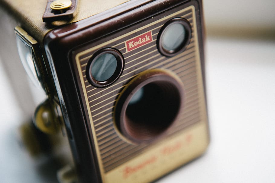 kodak, camera, brownie, box, film, retro styled, close-up, single object, technology, indoors