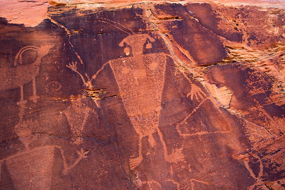 cub creek petroglyphs, petroglphs, rock, art, figure, ancient, drawings, prehistoric, dinosaur, national