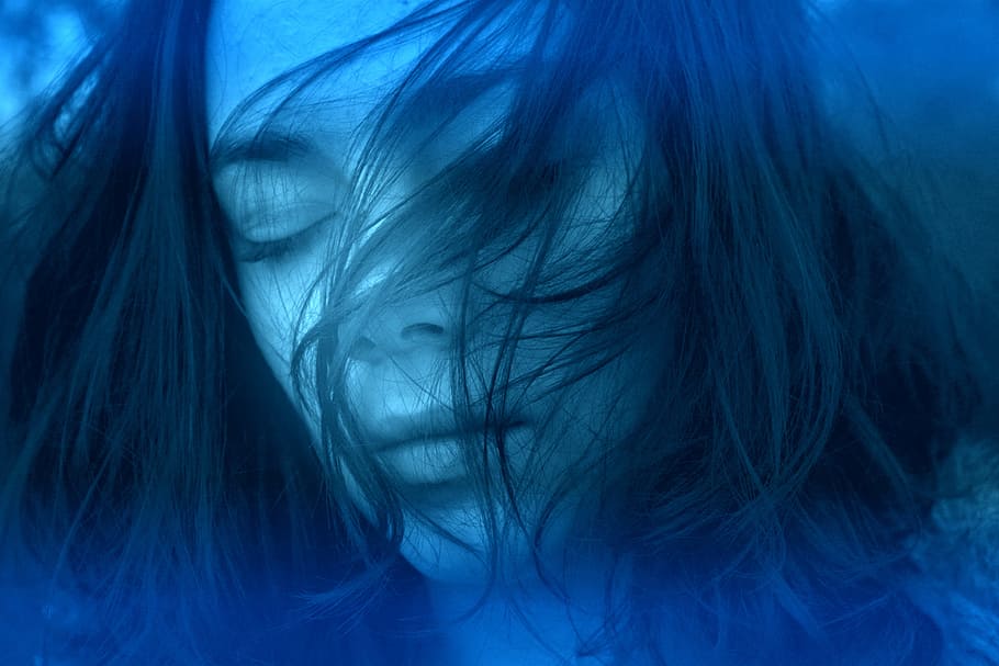 sentimento de mulher, azul, -, depressão, deprimido, ansiedade, sozinho, colapso, caucasiano, conceito