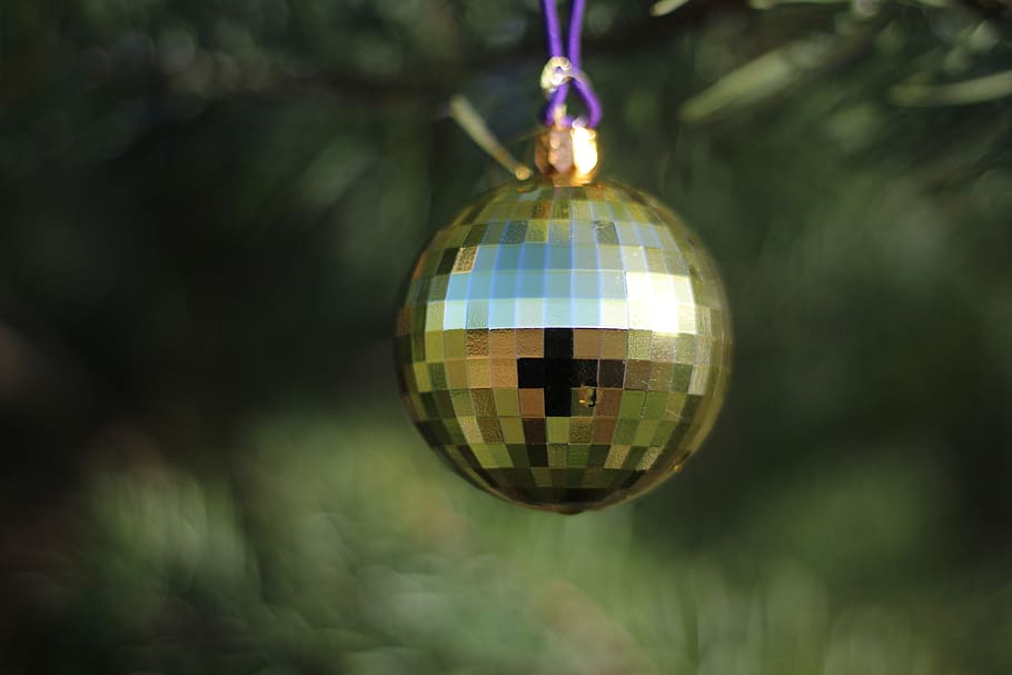 bauble, christmas, decoration, advent, xmas, holiday, ornament, winter, bokeh, december