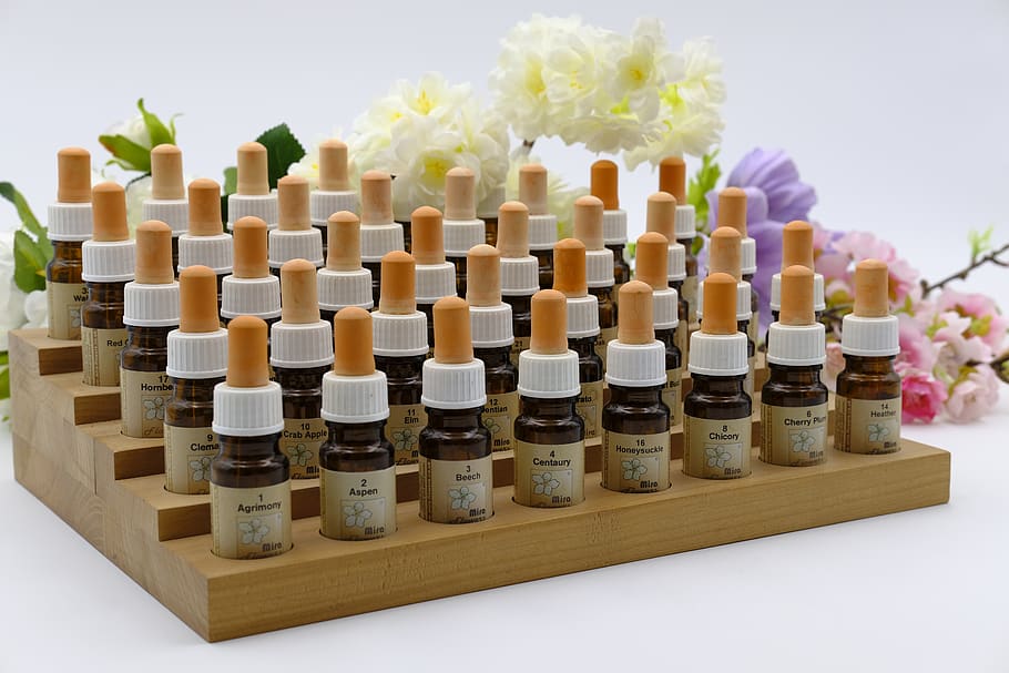 bunga bach, homeopati, botol, obat-obatan, naturopati, pengobatan alternatif, medis, terapi, obat naturopati, esens bunga