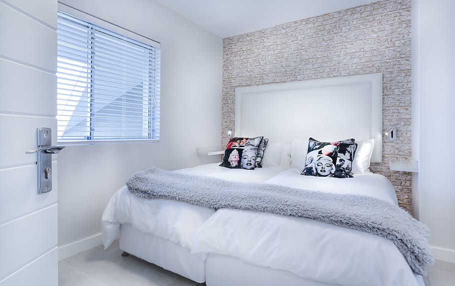 dormitorio minimalista moderno, dormitorio, ropa de cama, almohada, lámpara, muebles, habitación, contemporáneo, interior, diseño de interiores