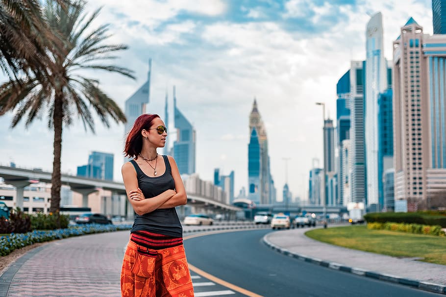uae, dubai, girl, city, arab, emirates, tourism, metropolis, skyscrapers, road