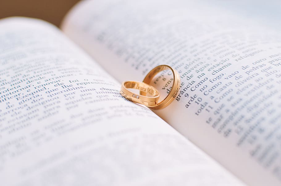 libro, lectura, oro, anillos, anillo, joyería, boda, evento, celebración, anillo de bodas