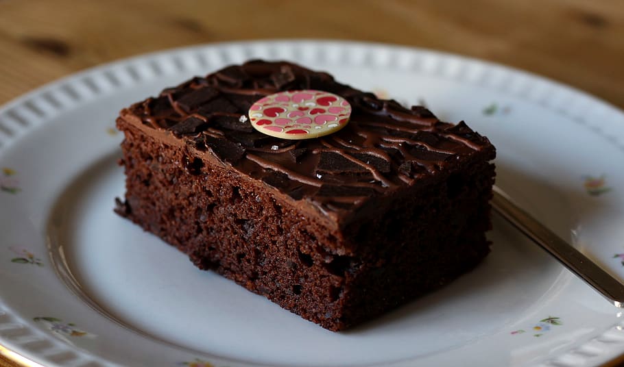bolo, bolo de chocolate, bolo de brownie, brownie, pedaço de bolo, sobremesa, comer, assar, doce, delicioso