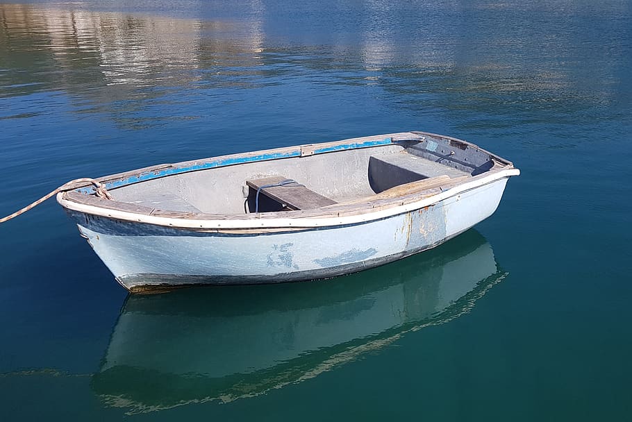bote de remos, descanso, agua, amarrado, todavía, fondos, tiempo de espera, remo, barco de madera, reflejo