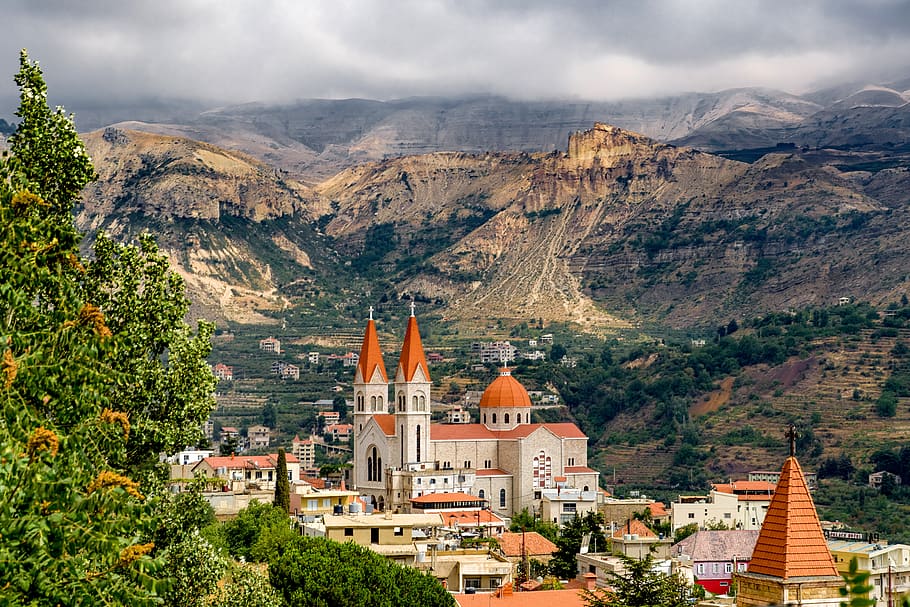 paisaje, pueblo, iglesia, católica, maronita, montaña, líbano, arquitectura, estructura construida, exterior del edificio