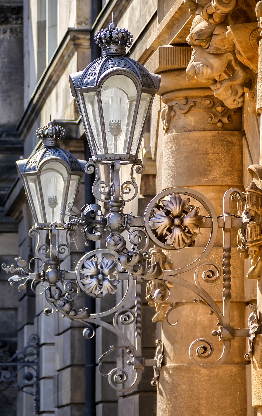 old, lamp, iron, antiquity, candlestick, glass, metal, building, architecture, dresden