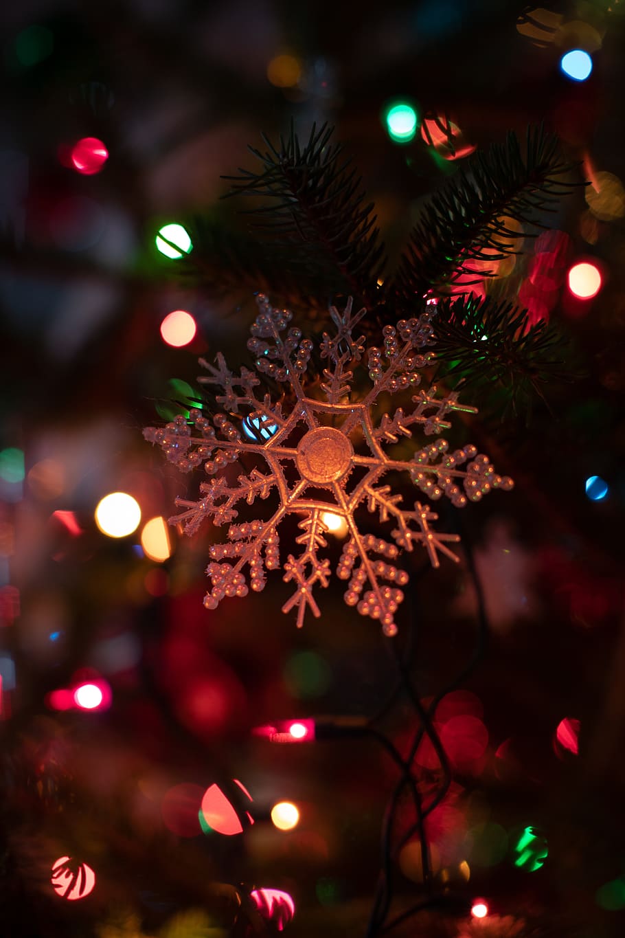 christmas, christmas lights, ornaments, christmas ornaments, holiday, snowflake, illuminated, celebration, decoration, christmas decoration