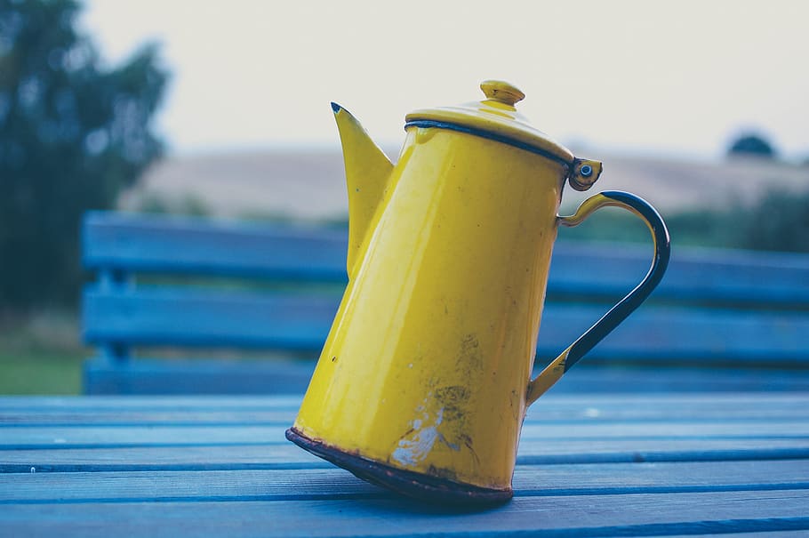 old coffee mug, blue, coffee, equipment, kitchenware, mug, old, old fashioned, outdoor, yellow
