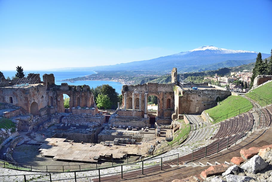 itália, paisagem, sicília, taormina, teatro greco, etna, história, passado, arquitetura, montanha