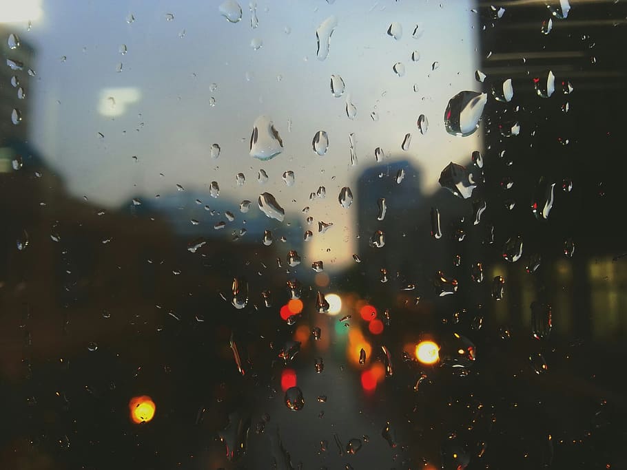 gotas de chuva, chuva, janela, triste, escuro, semáforos noturnos, luzes do carro, chovendo, cair, material de vidro