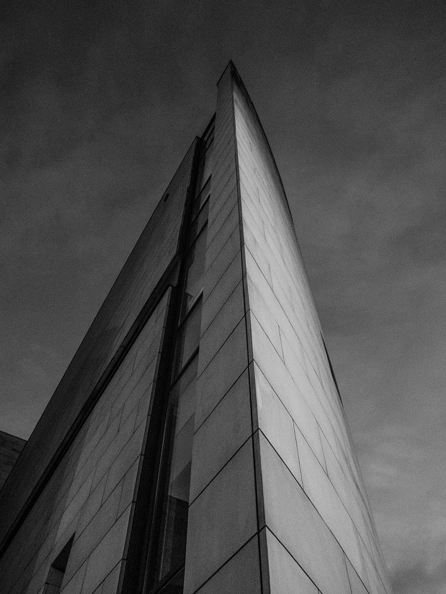 edificio, arquitectura, blanco y negro, vista de ángulo bajo, estructura construida, exterior del edificio, cielo, nube - cielo, moderno, sin gente