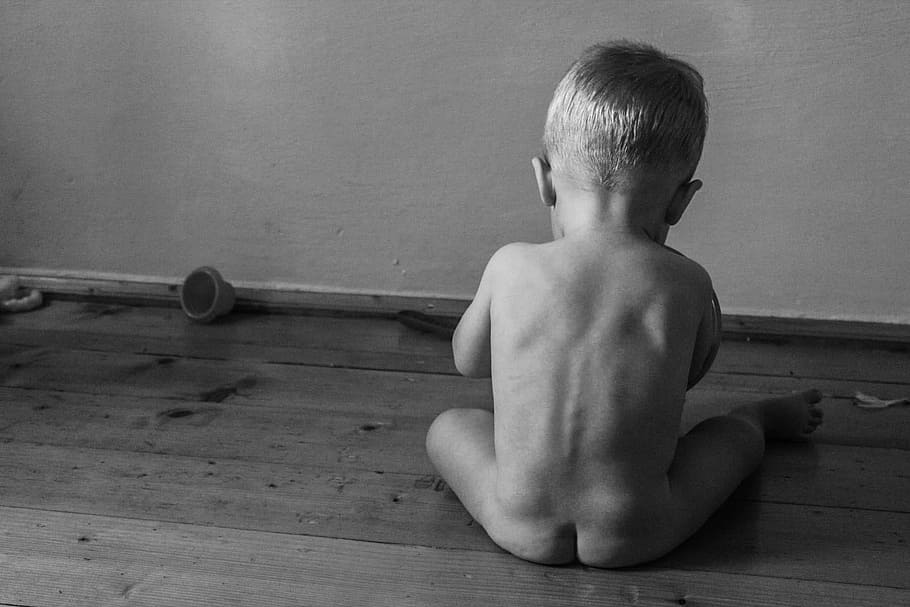 baby, child, kid, back, wall, floor, childhood, alone, playing, waits