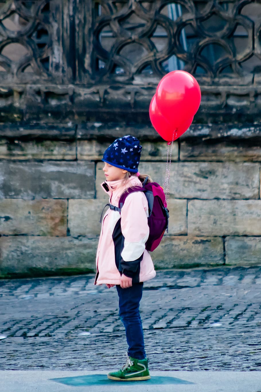 balloons, girl, dom, wish, thinking, balloon, one person, child, full length, real people
