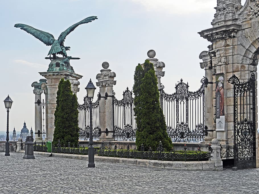 budapest, royal palace, access, input, archway, pillar, grid, decorated, wrought iron, arts crafts
