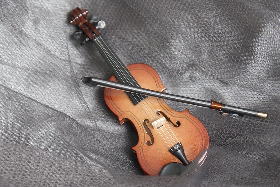 violin, music, instrument, strings, wood, melody, play, classical, musician, clef