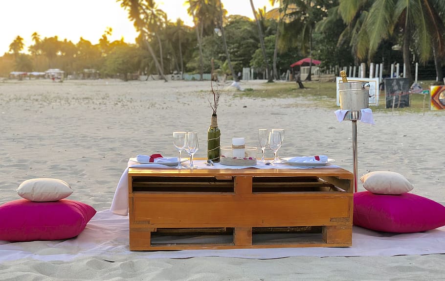 beach, dinner table, romantic, heart, flowers, petals, dinner, supper, champagne, sand
