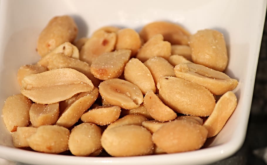 peanuts, roasted, salted, cores, peanut kernels, nuts, delicious, snack, nibble, nutmeat