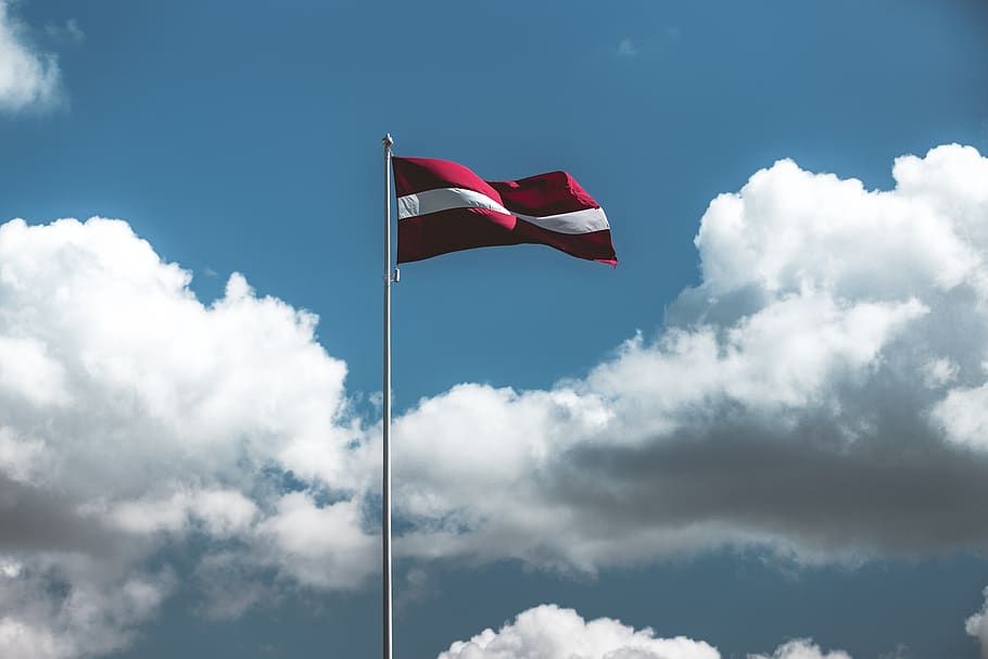 bendera Latvia, bendera, hari Kemerdekaan, kemerdekaan, patriotik, Latvia, liburan, Nasional, dom, perayaan
