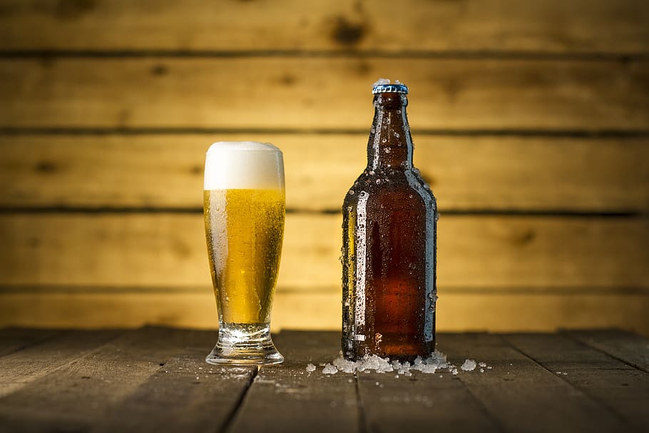 beer, craft beer, brewery, alcohol, brewer, foam, barley, drink, bottle, pub