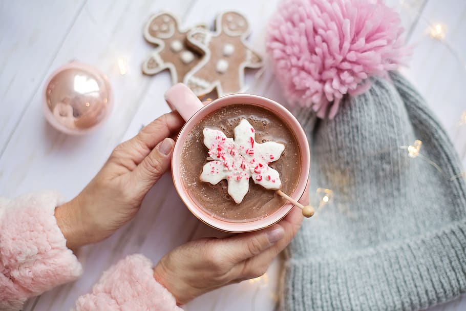 pink, christmas, hot chocolate, cozy, flat lay, gingerbread cookies, xmas, holidays, human hand, one person