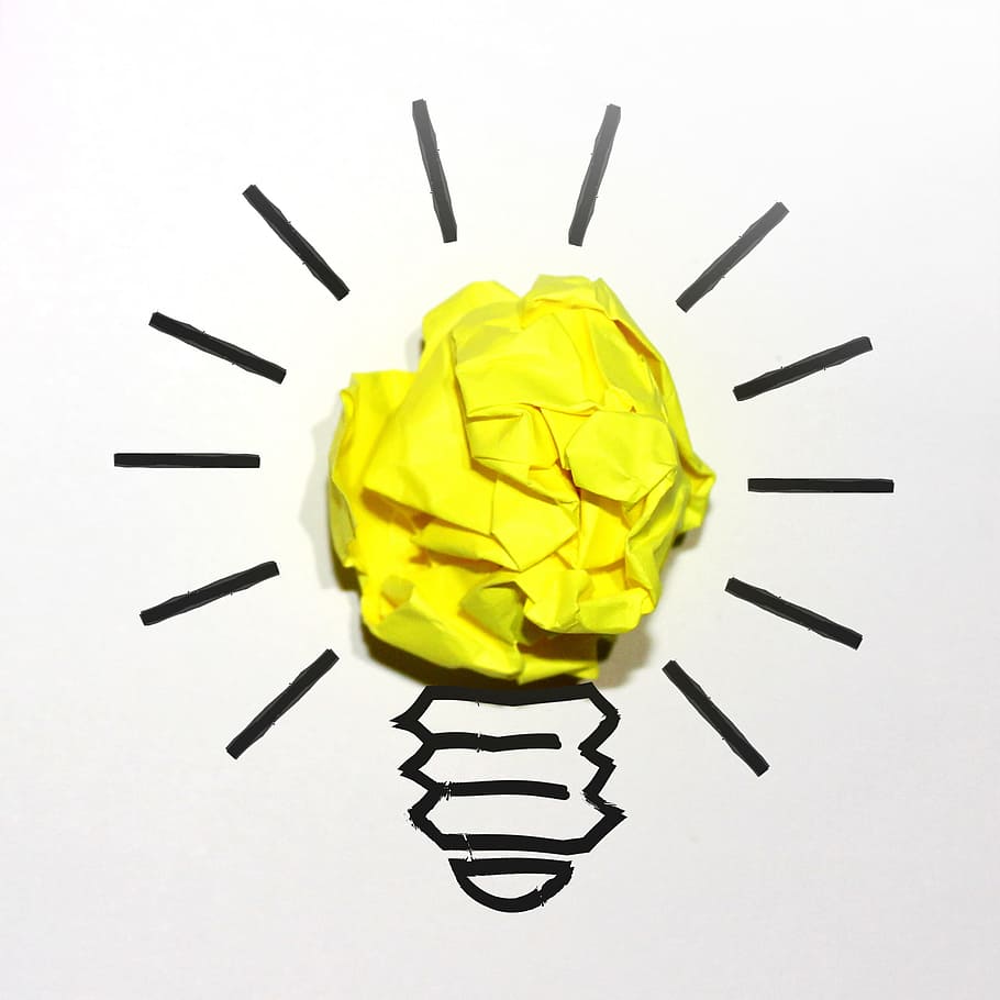 concepto de idea, amarillo, arrugado, papel, logro, aspiración, bola, lluvia de ideas, brillante, bulbo