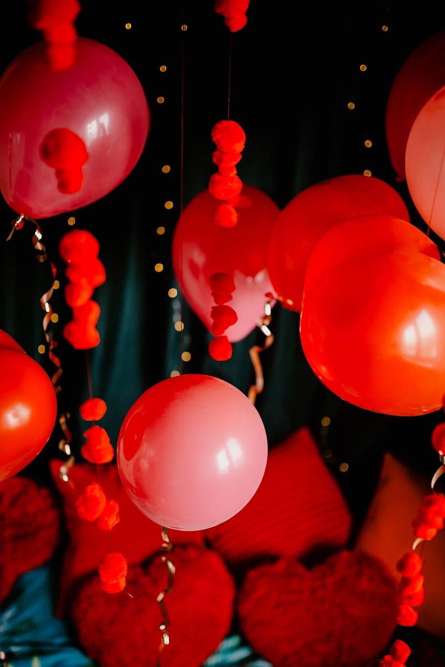 rojo, globos, decoraciones, día de san valentín, resumen, encantador, fondo, amor, romántico, romance
