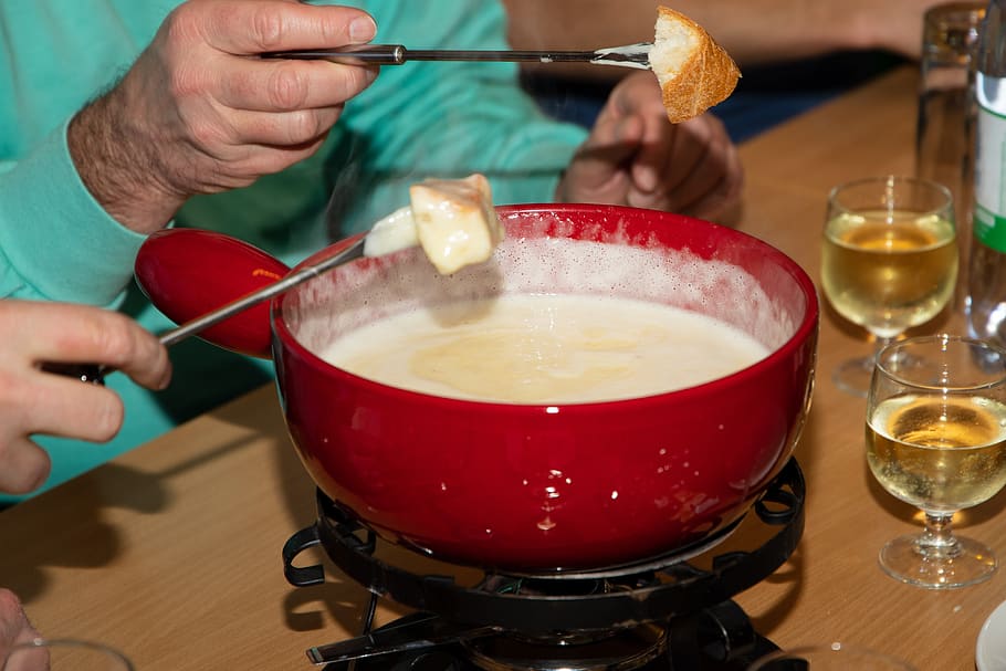 fondue, cheese, melt, melted, cheese fondue, swiss, meal, nutrition, specialty, court