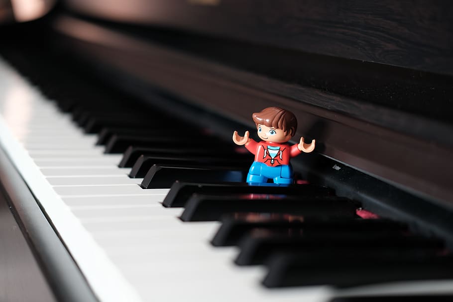 keyboard, piano, lego, instrument, keys, entertainment, fun, science, music, pianist