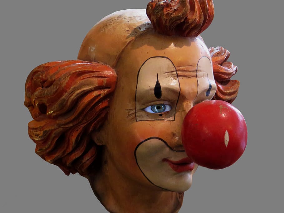 face, clown, joker, object, fig, figure, human representation, representation, single object, art and craft