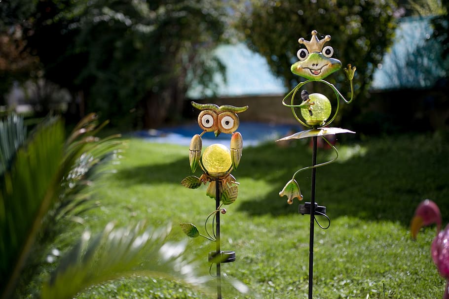 garden, gartendeko, garden design, owl, solar light, representation, art and craft, focus on foreground, creativity, toy