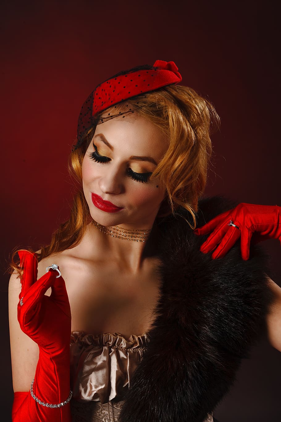 burlesque, dita von teese, marilyn monroe, cabaret, moulin rouge, the musical, vaudeville, show, club, red