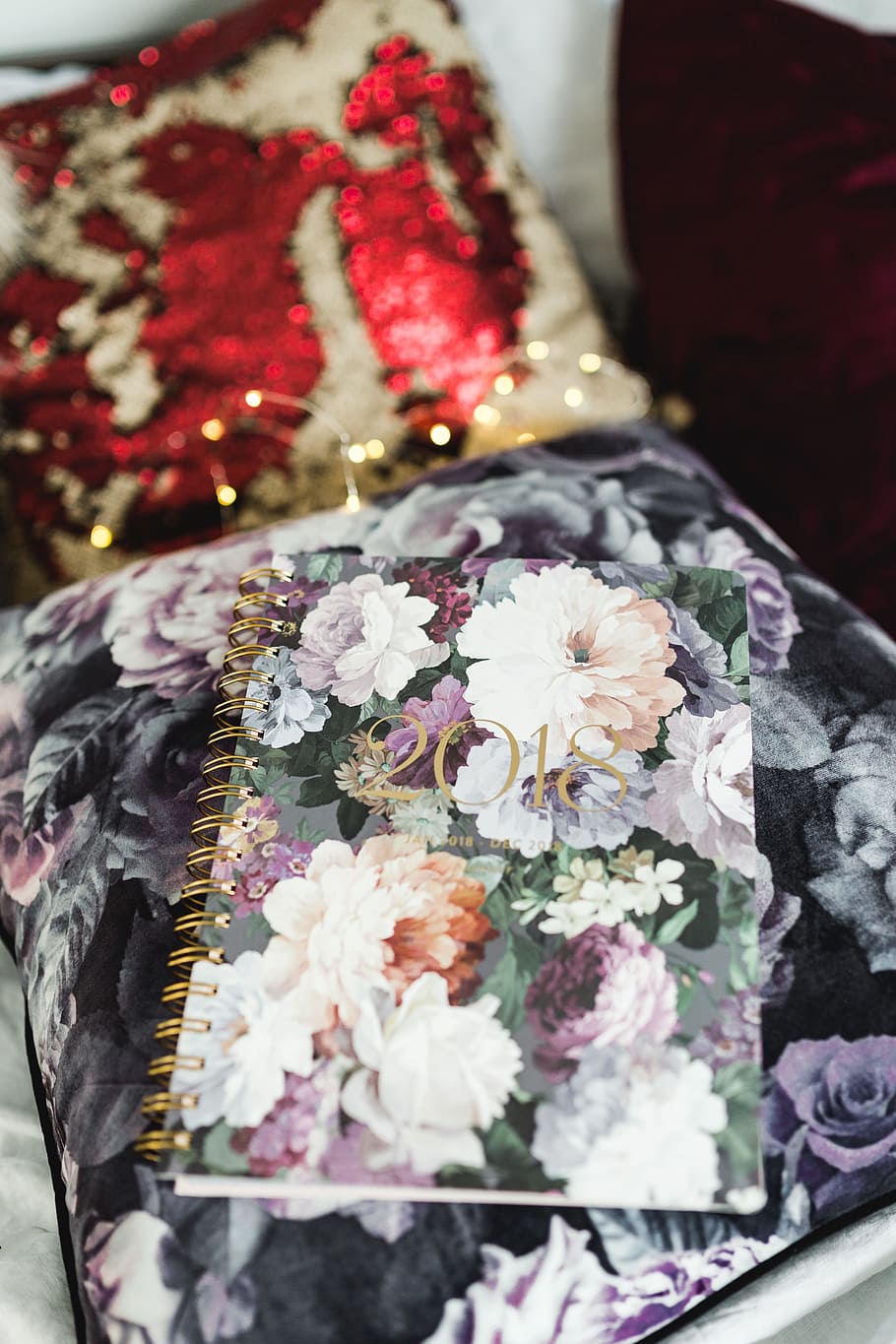 planificador de día violeta 2018, hembra, flores, cuaderno, negocios, floral, calendario, púrpura, violeta, agenda