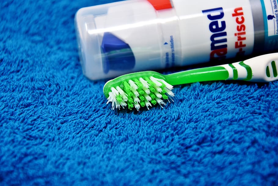 escova de dentes, creme dental, cerdas, atendimento odontológico, escovar os dentes, higiene, limpar, escova, higiene dental, saúde