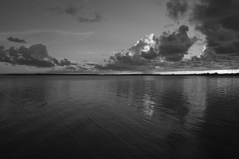 ocean, sea, lake, water, clouds, sky, black and white, cloud - sky, tranquility, scenics - nature
