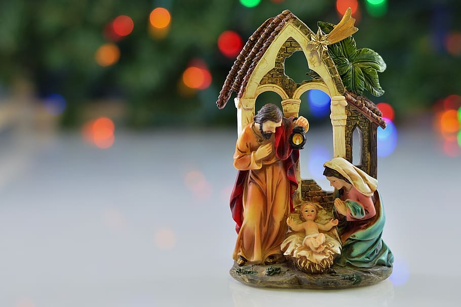 trim, christmas, decoration, celebration, december, winter, ornaments, season, tradition, seasonal