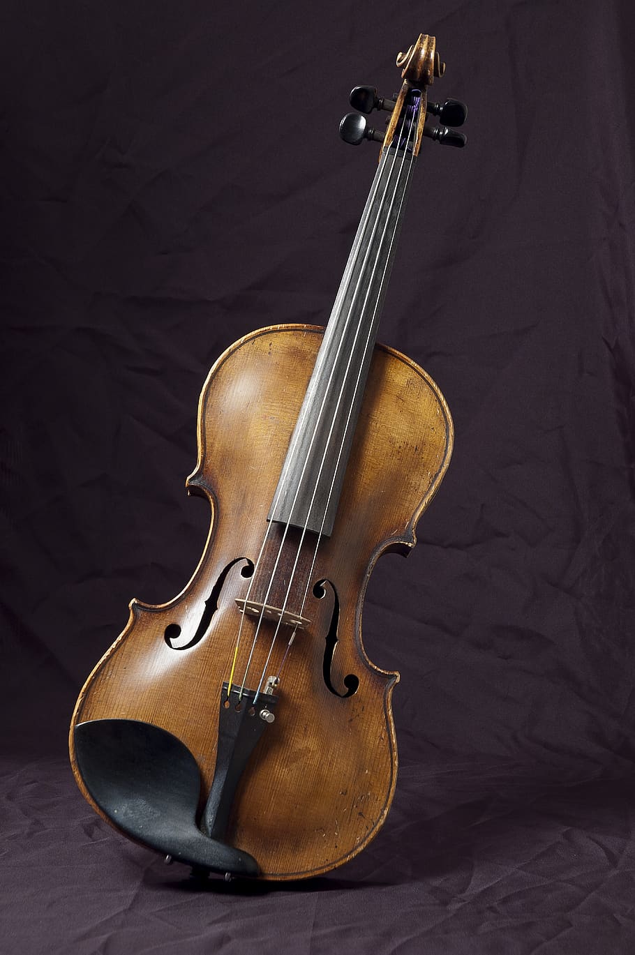 violin, classic, instrument, bowed stringed instrument, orchestra, music, string instrument, musical instrument, arts culture and entertainment, indoors