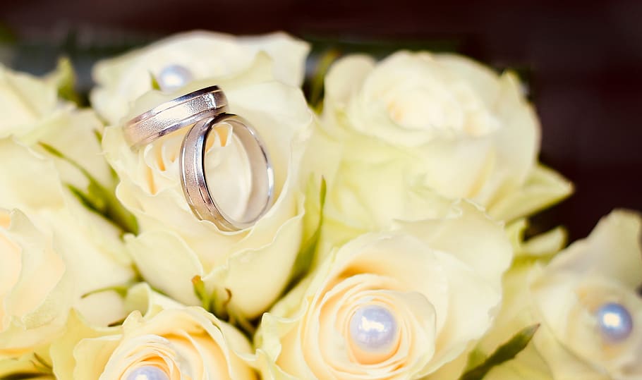 ring, wedding, roses, white, rose, strauss, bouquet, love, marry, luck
