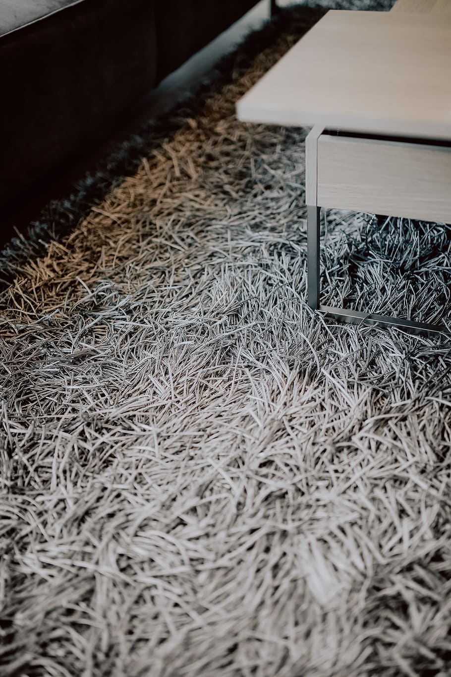 gris, textura de alfombra, primer plano, textura, alfombra, heno, en el interior, sin gente, vista de ángulo alto, enfoque selectivo